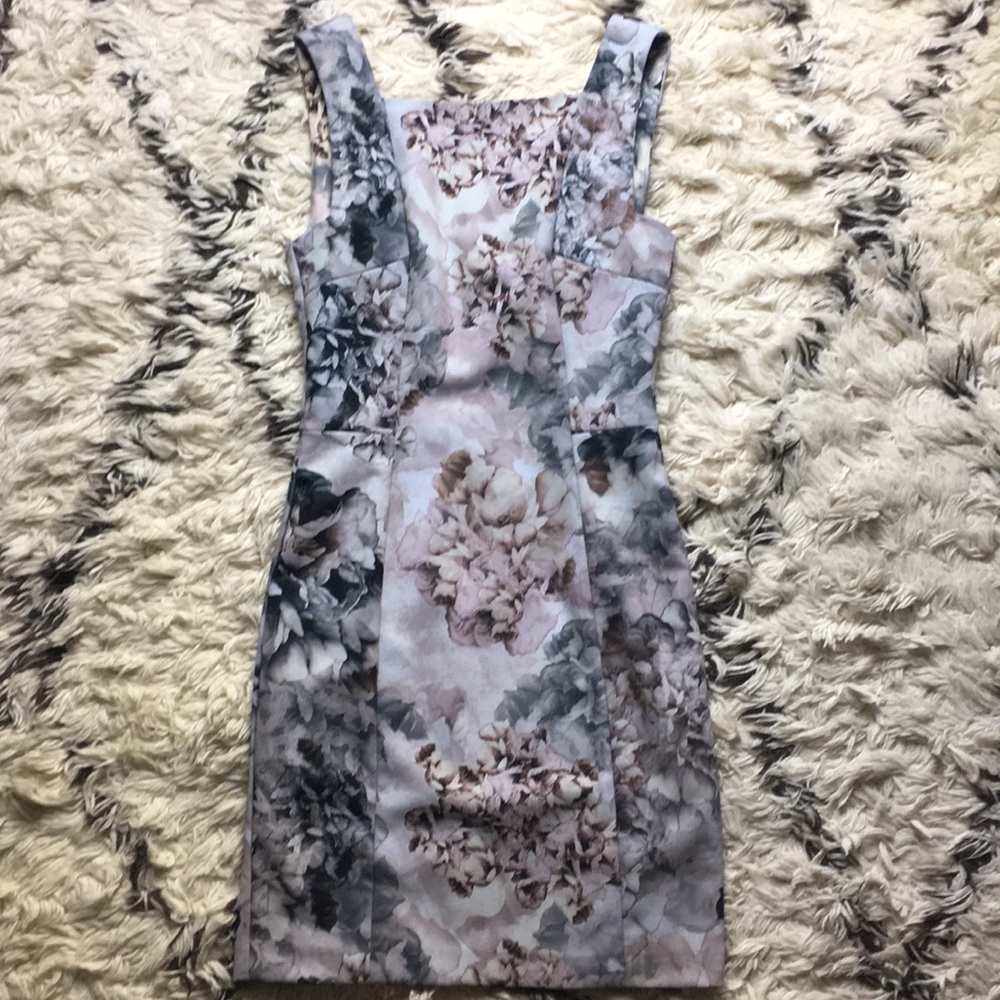 **H&M** Size S floral Dress